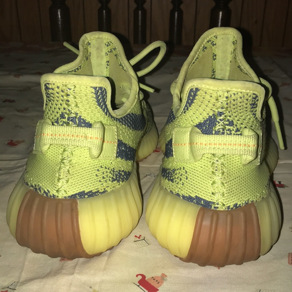 Adidas Yeezy Boost 350 V2 - Lime Green (7.5) - Picture 4 of 7